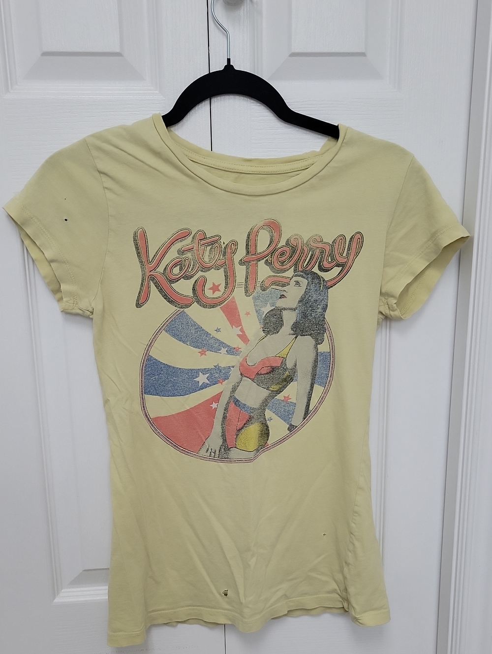 Vintage Katy Perry Graphic Tee - Pale Yellow